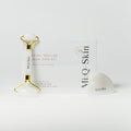 Facial Roller and Gua set to help enhance and sculpt facial muscle with regular use. The face roller and gua sha is made of beautiful white jade stone and presented in a stunning white box.